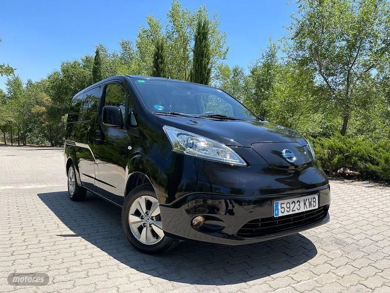 Usado Nissan e-NV200 80 kW (109 CV) 2019 Negro Monovolumen