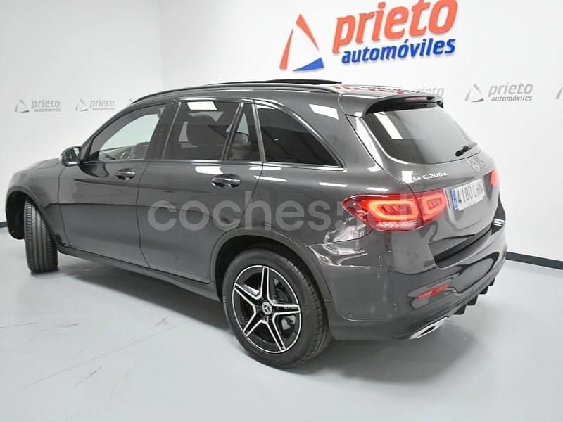 Usado Mercedes GLC200 163 CV (119 kW) 2020 Gris / plata SUV