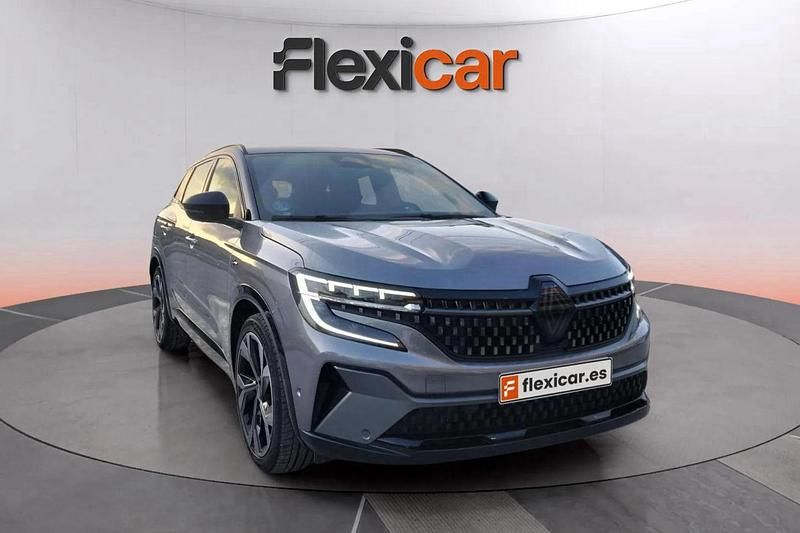 Gris Usado 2025 Renault Austral Esprit Alpine SUV | 32.490 € (Un poco caro) - Imagen 1/4