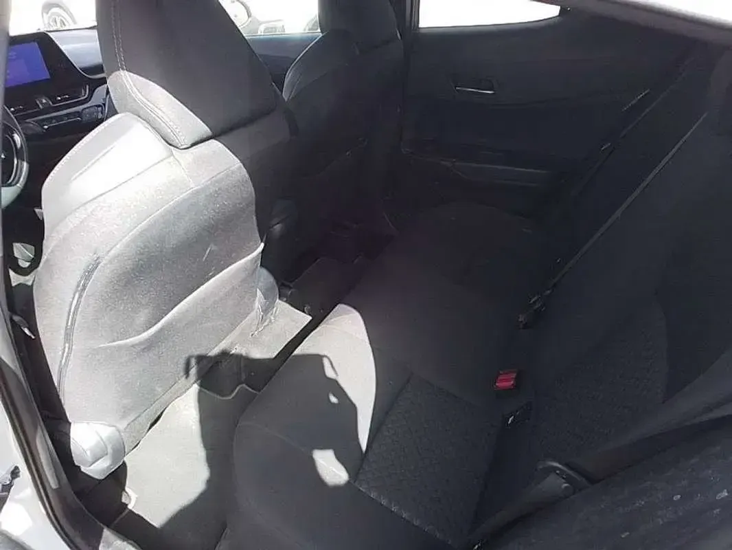 Usado Toyota C-HR+ Advance 98 CV (72 kW) 2022 Blanco SUV