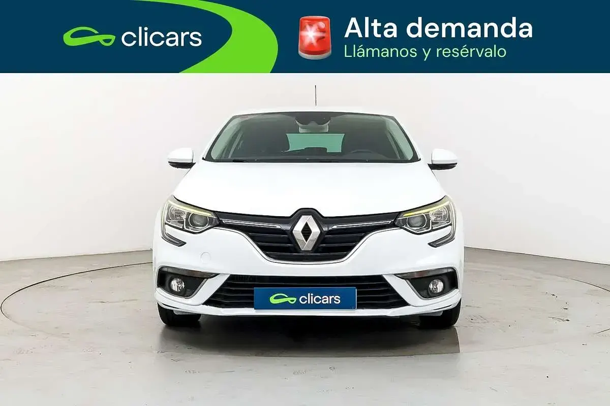 Usado Renault Mégane III Intens 90 CV (66 kW) 2016 Blanco Utilitario