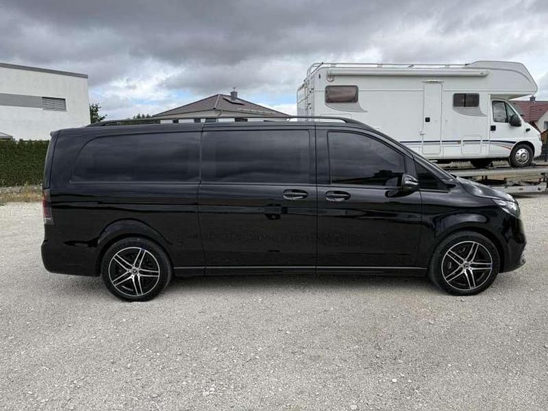 Nuevo Mercedes V300 Exclusive 239 CV (175 kW) 2025 Monovolumen