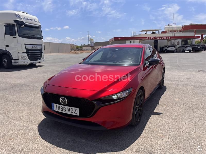 Rojo Usado 2023 Mazda 3 Homura-Line Berlina | 25.500 € (Precio justo) - Imagen 1/4