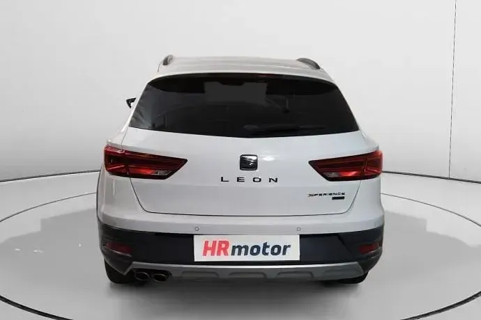 Usado Seat Leon X-Perience 4Drive 150 CV (110 kW) 2018 Familiar