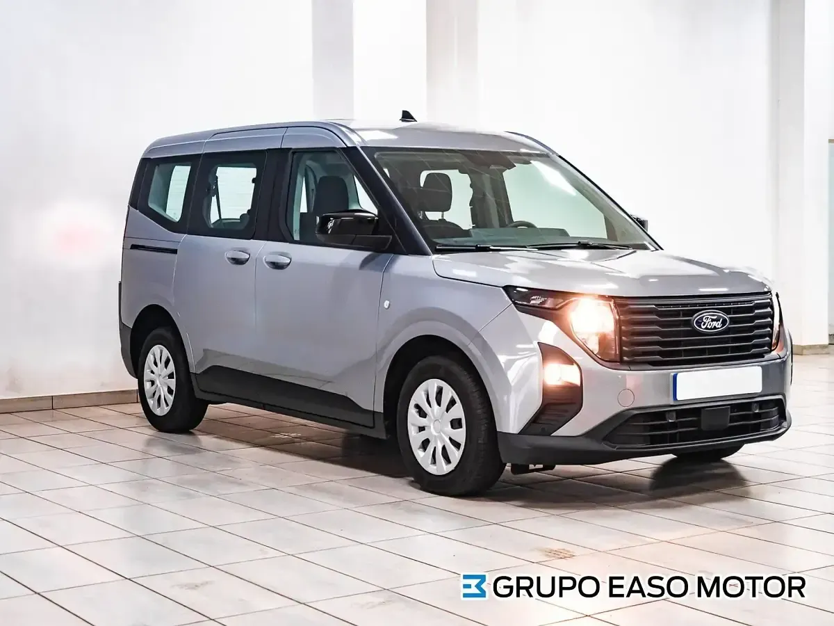 Begagnad Ford Tourneo Courier Trend 125 HK (91 kW) 2024 Grå Minibuss