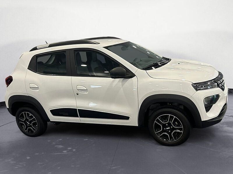 Usado Dacia Spring Essentiel 33 kW (45 CV) 2023 Blanco Utilitario