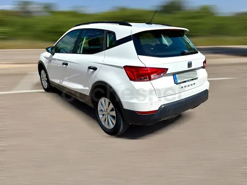 Usado Seat Arona Reference 95 CV (69 kW) 2021 Blanco SUV