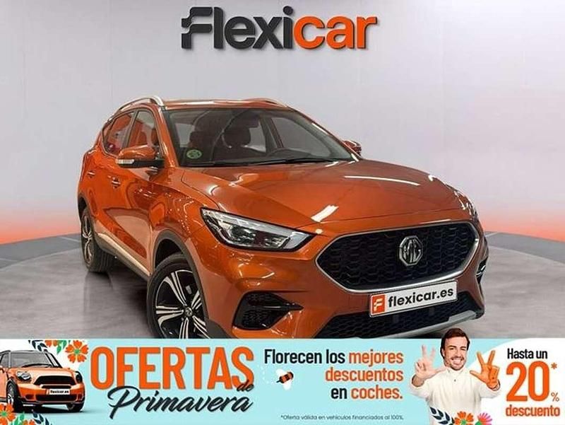 Usado MG ZS Comfort 106 HP (77 kW) 2023 Laranja SUV