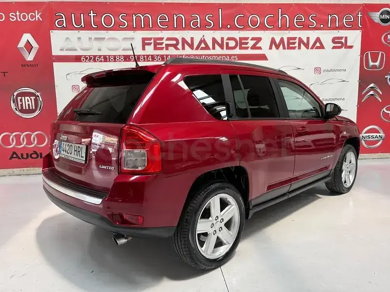 Usado Jeep Compass Limited 163 CV (119 kW) 2013 Rojo SUV