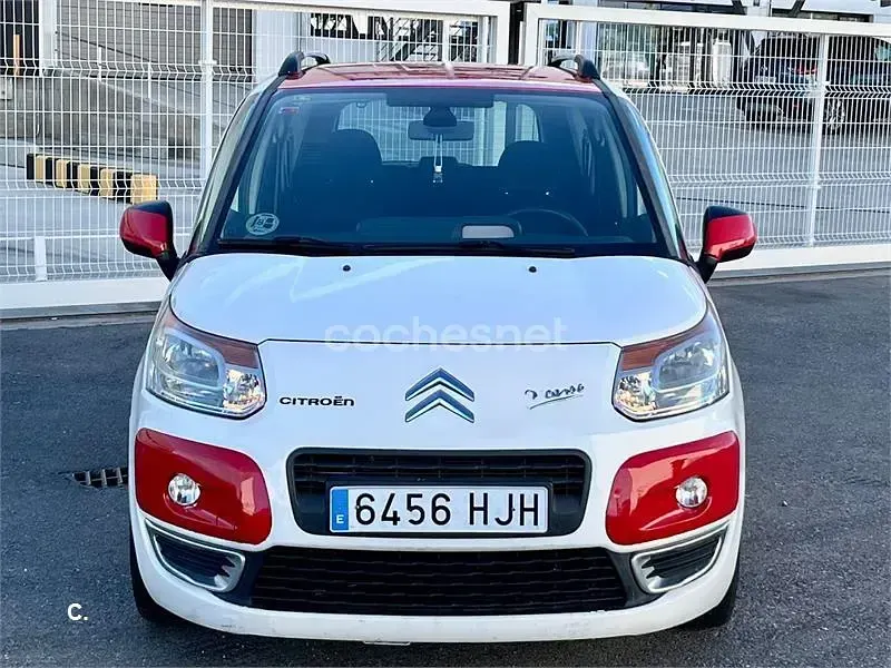 Usado Citroën C3 Picasso Seduction 92 CV (67 kW) 2012 Blanco Monovolumen