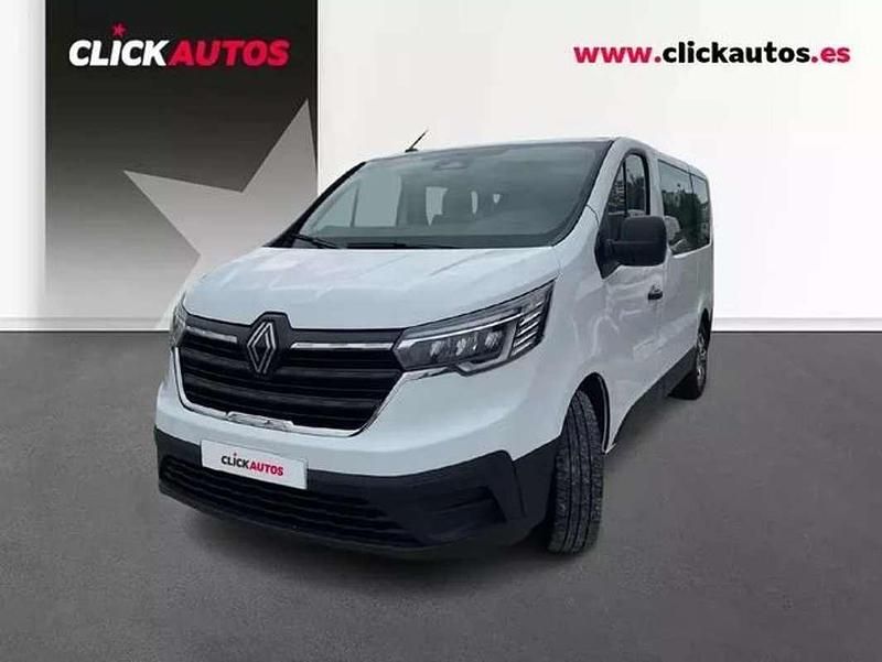 Usado Renault Trafic 111 CV (81 kW) 2025 Blanco Monovolumen