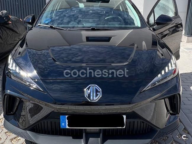Usado MG MG4 EV 2025 Eléctrico Utilitario