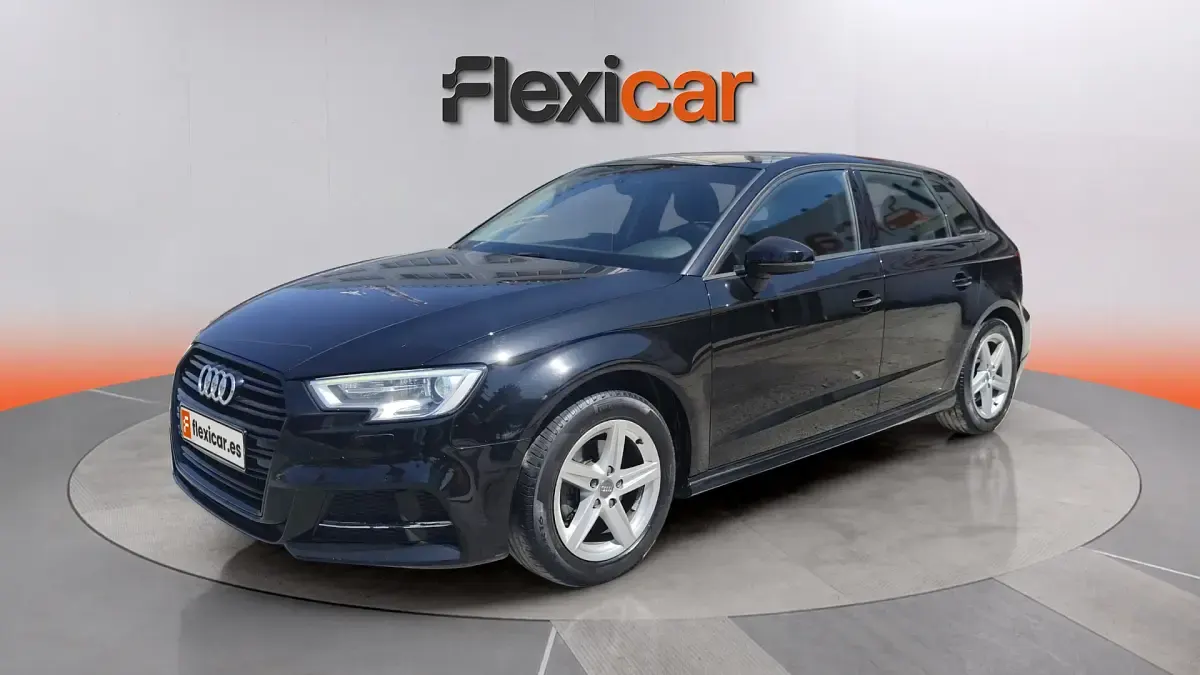 Usado Audi A3 Premium 116 CV (85 kW) 2019 Negro Berlina