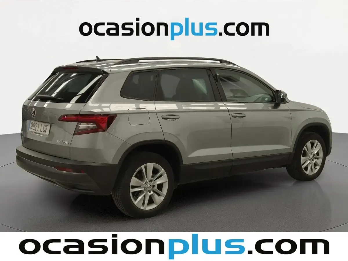 Usado Skoda Karoq Ambition 150 CV (110 kW) 2019 Gris SUV