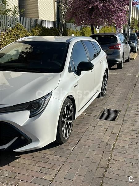Usado Toyota Corolla Sport 180 CV (132 kW) 2019 Blanco Familiar