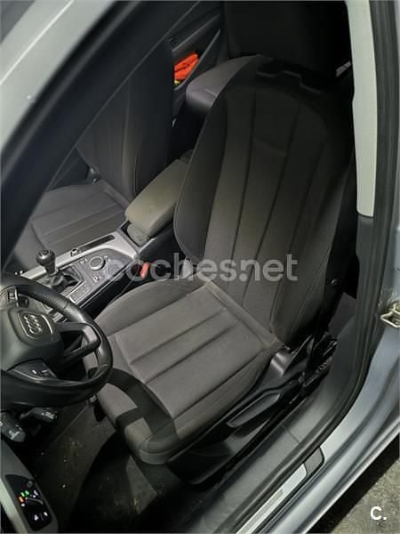 Usado Audi A4 Design 150 CV (110 kW) 2016 Gris / plata Berlina