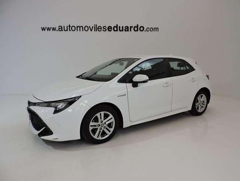 Usado Toyota Corolla Active 122 CV (89 kW) 2021 Blanco Utilitario