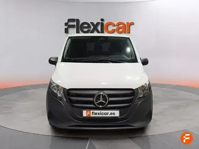 Usado Mercedes Vito 110 CV (80 kW) 2024 Blanco Van
