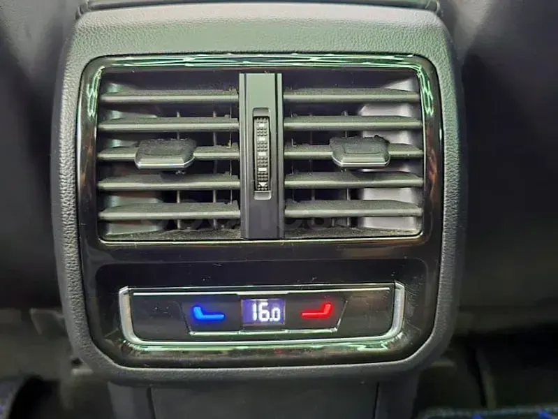 Usado VW Passat GTE 218 HP (160 kW) 2022 Azul Carrinha