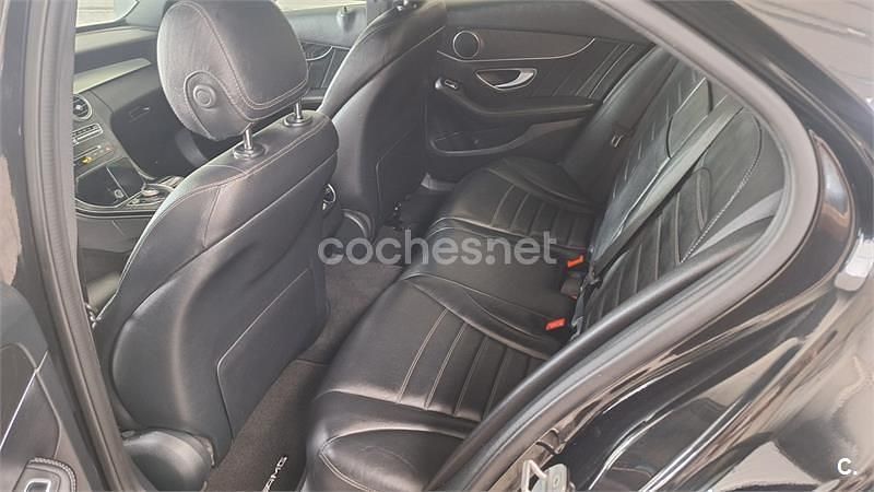 Usado Mercedes C200 136 CV (100 kW) 2018 Negro Berlina