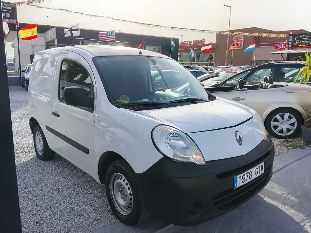 Usado Renault Kangoo 86 CV (63 kW) 2010 Blanco Van