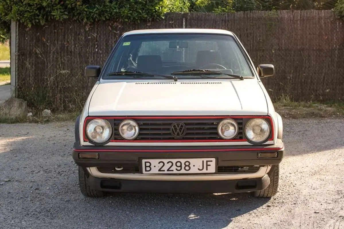 Usado VW Golf II GTI 111 CV (81 kW) 1988 Blanco Utilitario