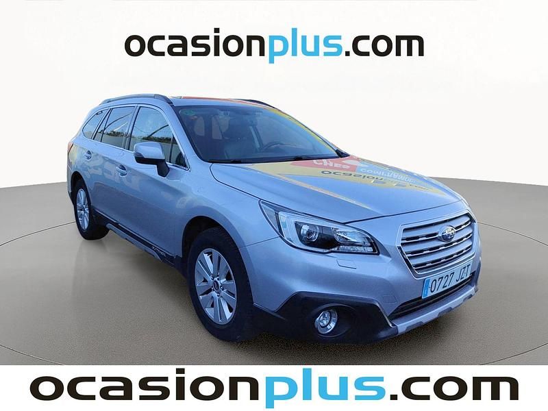 Usado Subaru Outback 175 CV (128 kW) 2017 Gris plata Familiar
