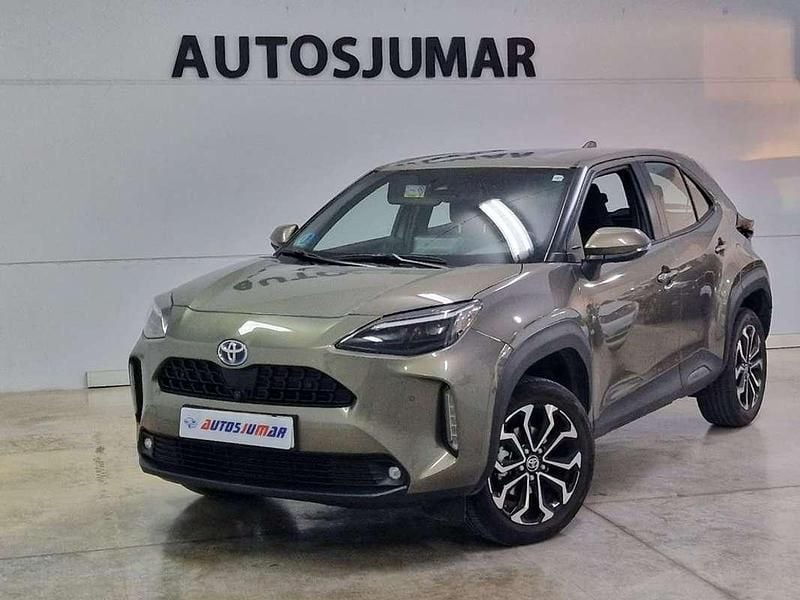Usado Toyota Yaris Cross Active 116 CV (85 kW) 2024 Marrón SUV
