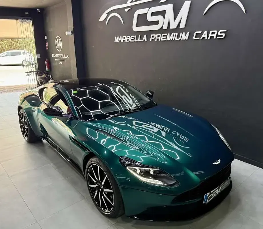 Usado Aston Martin DB11 510 CV (375 kW) 2019 Verde Coupe