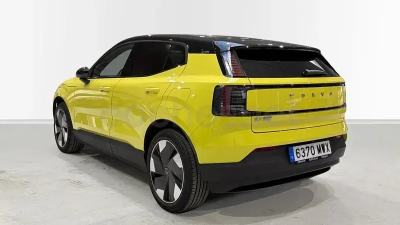 Usado Volvo EX30 Plus 200 kW (272 CV) 2024 Eléctrico SUV