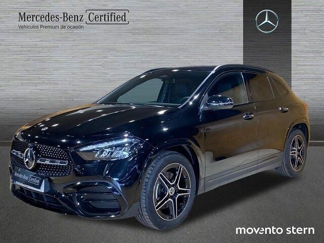 Negro Nuevo 2025 Mercedes GLA200 SUV | 47.300 € - Imagen 1/4