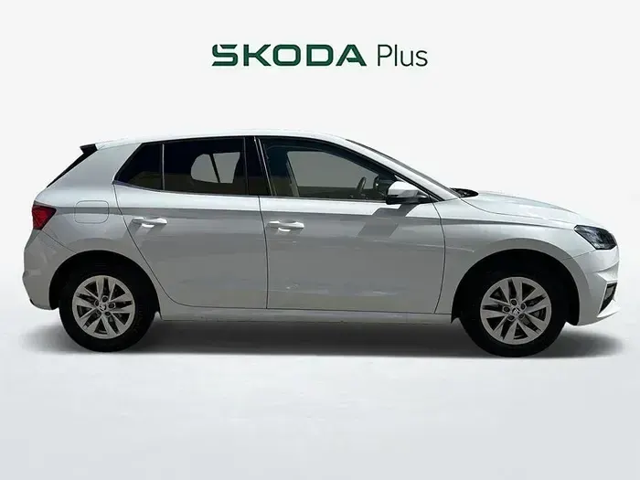 Usado Skoda Fabia Selection 115 CV (84 kW) 2026 Blanco Utilitario