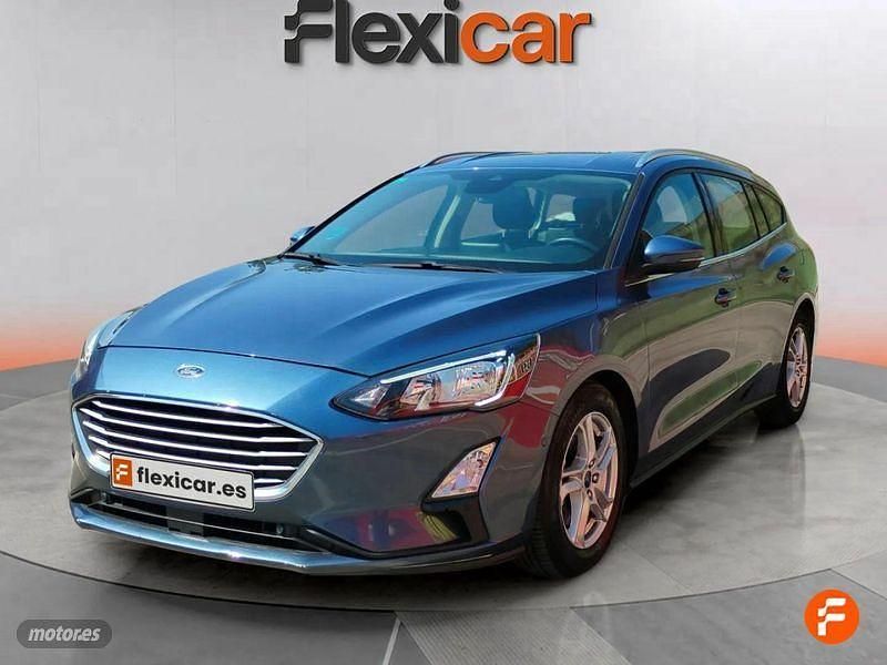 Usado Ford Focus Trend+ 120 CV (88 kW) 2019 Azul Familiar
