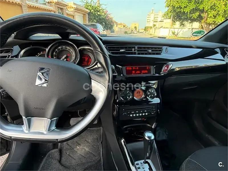 Usado Citroën DS3 Style 120 CV (88 kW) 2010 Gris / plata Utilitario