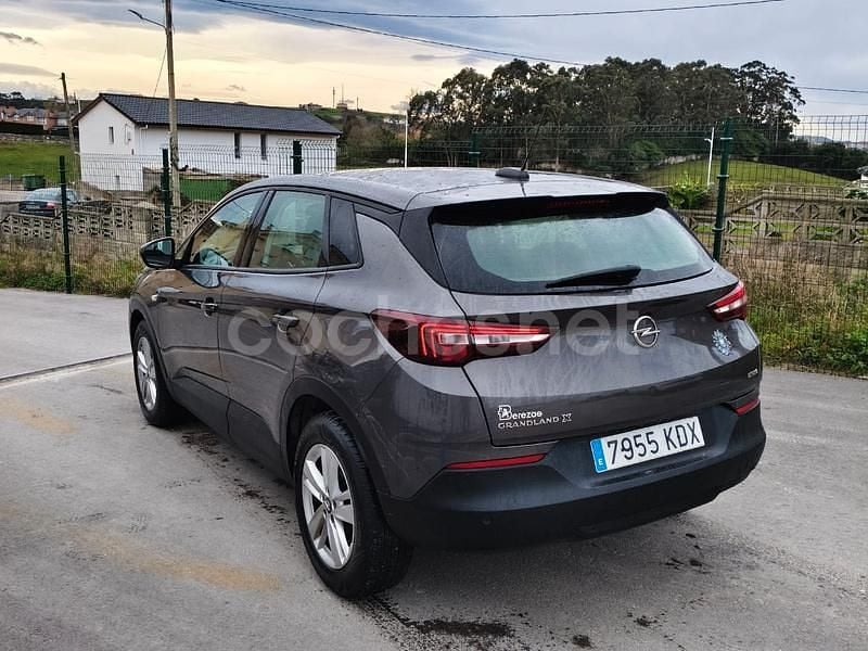 Usado Opel Grandland X Excellence 131 CV (96 kW) 2017 Gris / plata SUV
