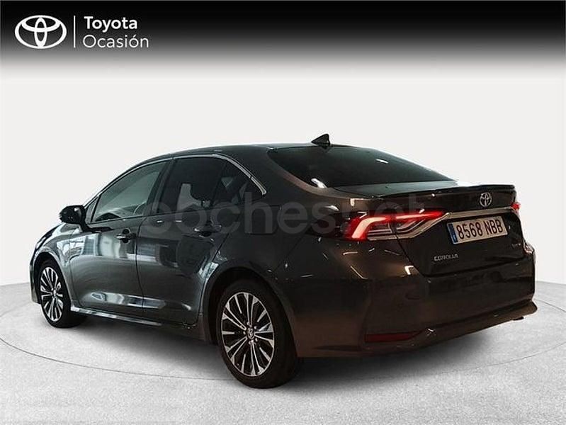 Usado Toyota Corolla Edition 140 CV (102 kW) 2025 Gris / plata Berlina