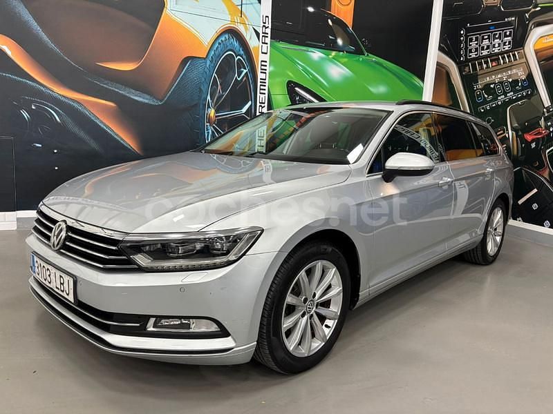 Gris / plata Usado 2020 VW Passat Familiar | 10.999 € (Buen precio) - Imagen 1/4