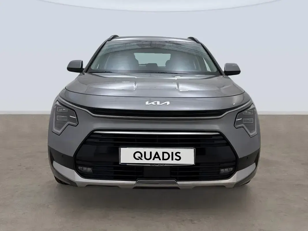 Usado Kia Niro 129 CV (94 kW) 2025 Gris SUV