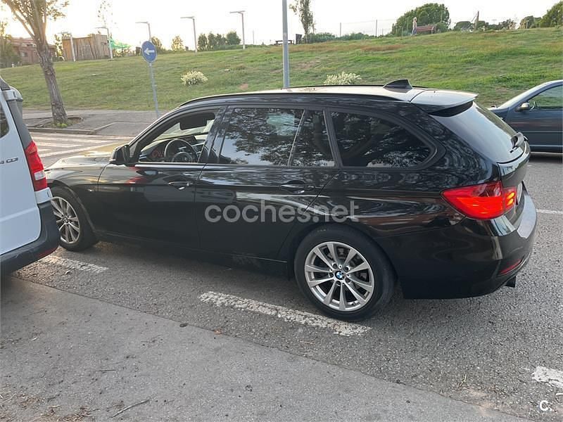 Negro Usado 2015 BMW 320 Familiar | 17.000 € (Un poco caro) - Imagen 1/3