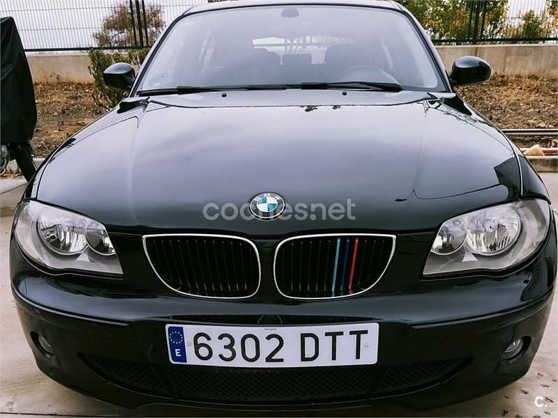 Negro Usado 2005 BMW 118 Utilitario | 4990 € (Precio justo) - Imagen 1/4