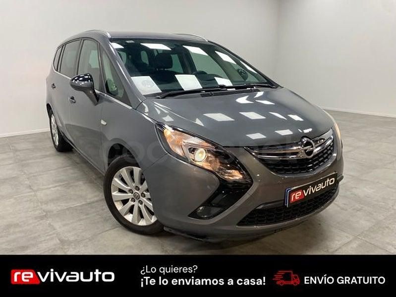 Usado Opel Zafira Tourer Excellence 140 CV (102 kW) 2016 Gris / plata Monovolumen