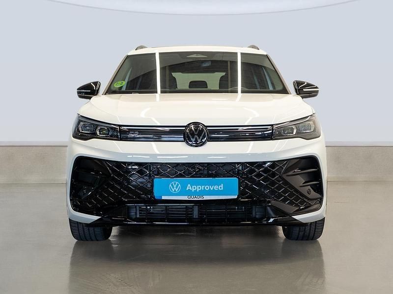 Usado VW Tiguan R-line 150 CV (110 kW) 2025 Blanco SUV