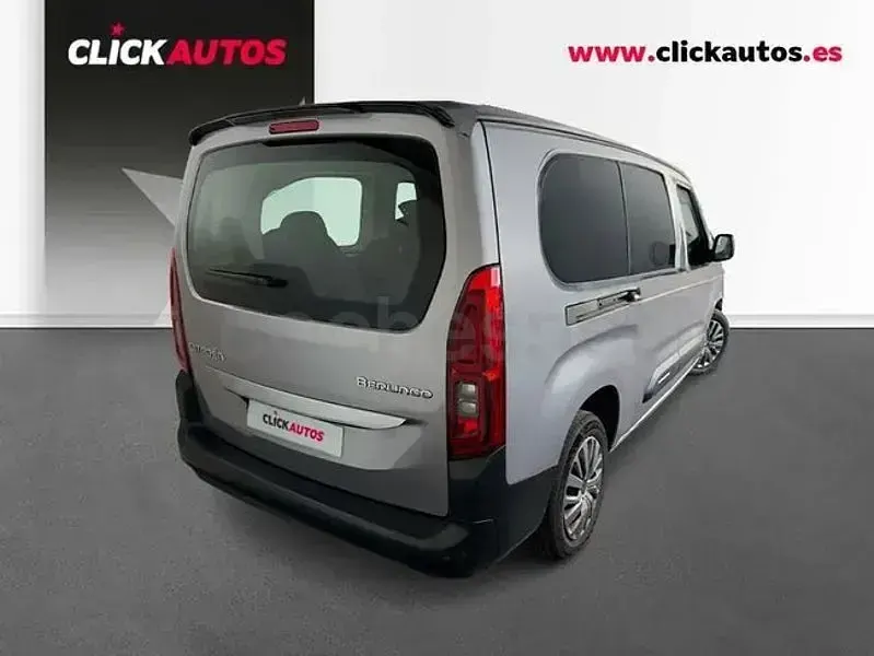 Käytetty Citroën Berlingo 130 HP (95 kW) 2024 Harmaa Tila-auto