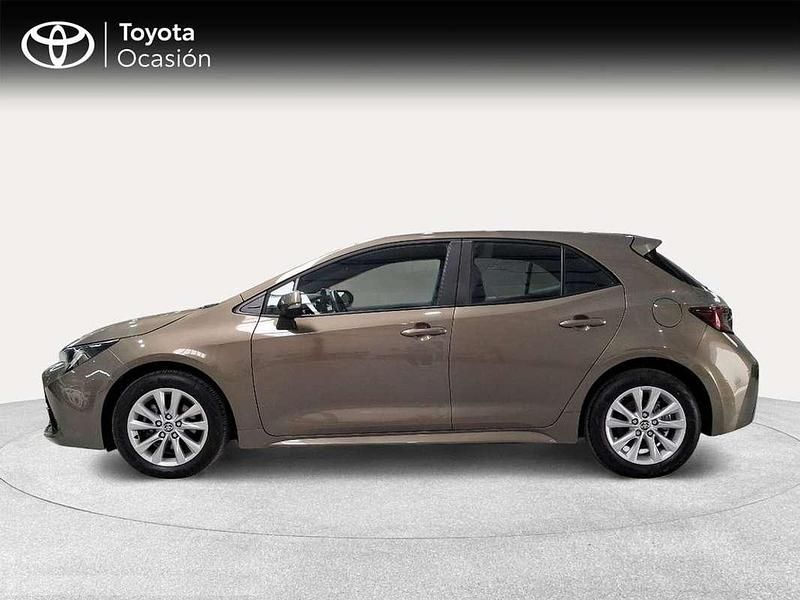 Usado Toyota Corolla Active 141 CV (103 kW) 2024 Marrón Berlina
