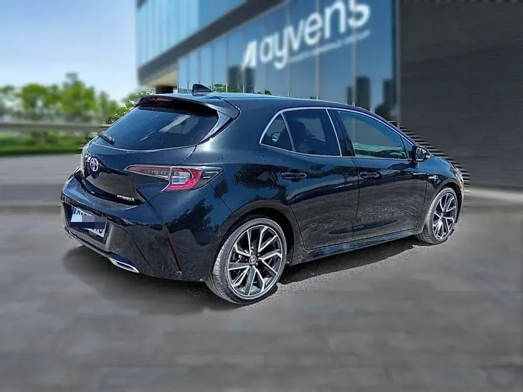 Usado Toyota Corolla Advance 180 CV (132 kW) 2021 Negro Familiar