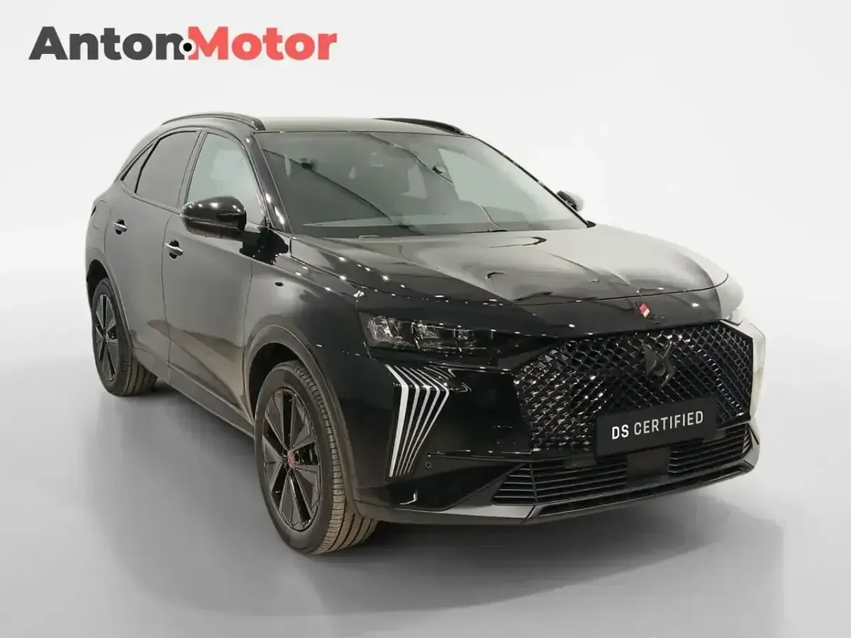 Usado DS Automobiles DS7 Crossback Performance 130 CV (95 kW) 2024 Negro SUV