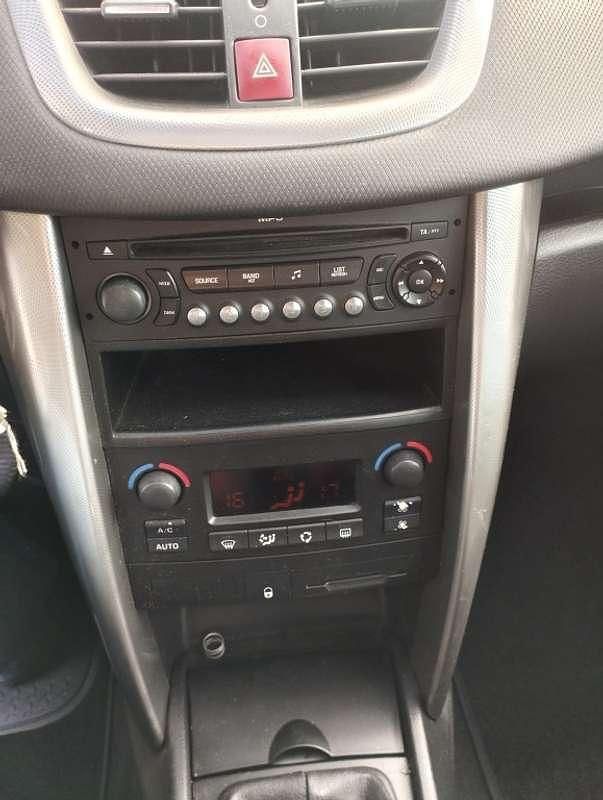 Usado Peugeot 207 Sport 95 CV (69 kW) 2009 Negro Utilitario