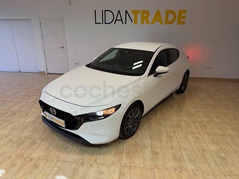 Usado Mazda 3 Center-Line 140 CV (102 kW) 2025 Blanco Berlina