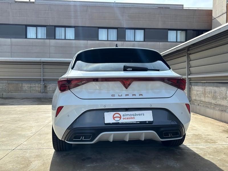 Usado Cupra Leon 150 CV (110 kW) 2024 Blanco Berlina
