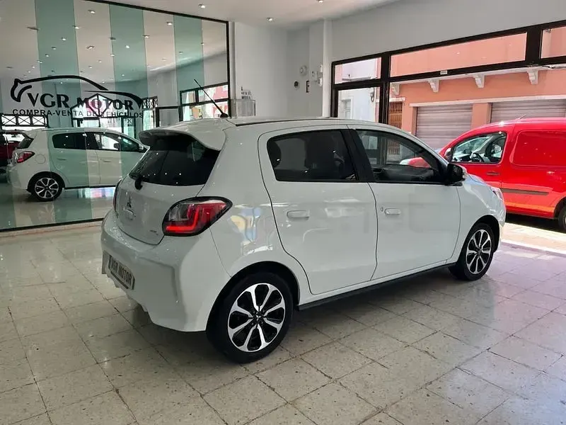 Usado Mitsubishi Space Star 71 CV (52 kW) 2022 Blanco Utilitario